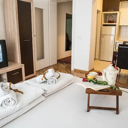 Balkan-Inn Parlament Apartment Belgrade Exterior photo